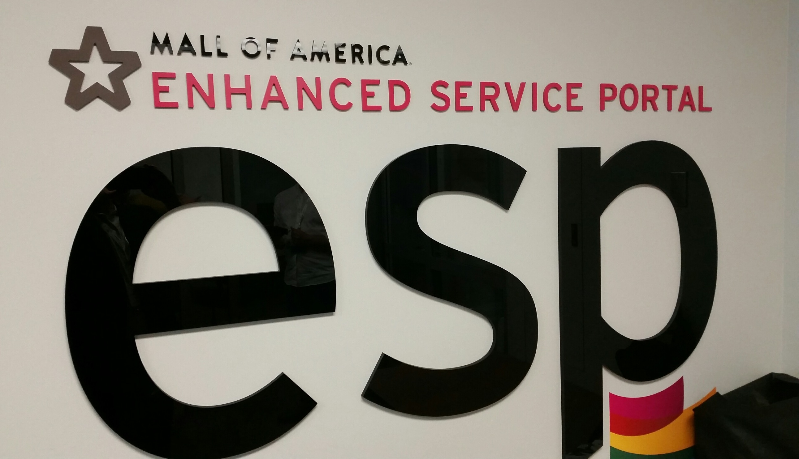 Enhanced Service Portal at Mall of America