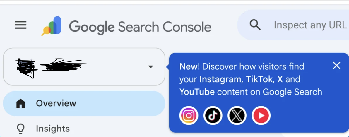 Social Media in Google Search Console - Frederic Gonzalo Screenshot of Google Search Console UI with left navigation showing Overview highlighted and a blue notification card on the right